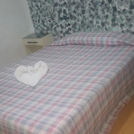 Guest house Lima 2*
