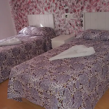 Guest house Lima 2*