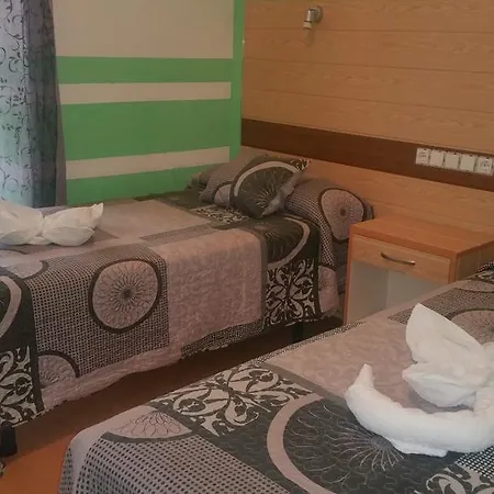 Guest house Lima 3*